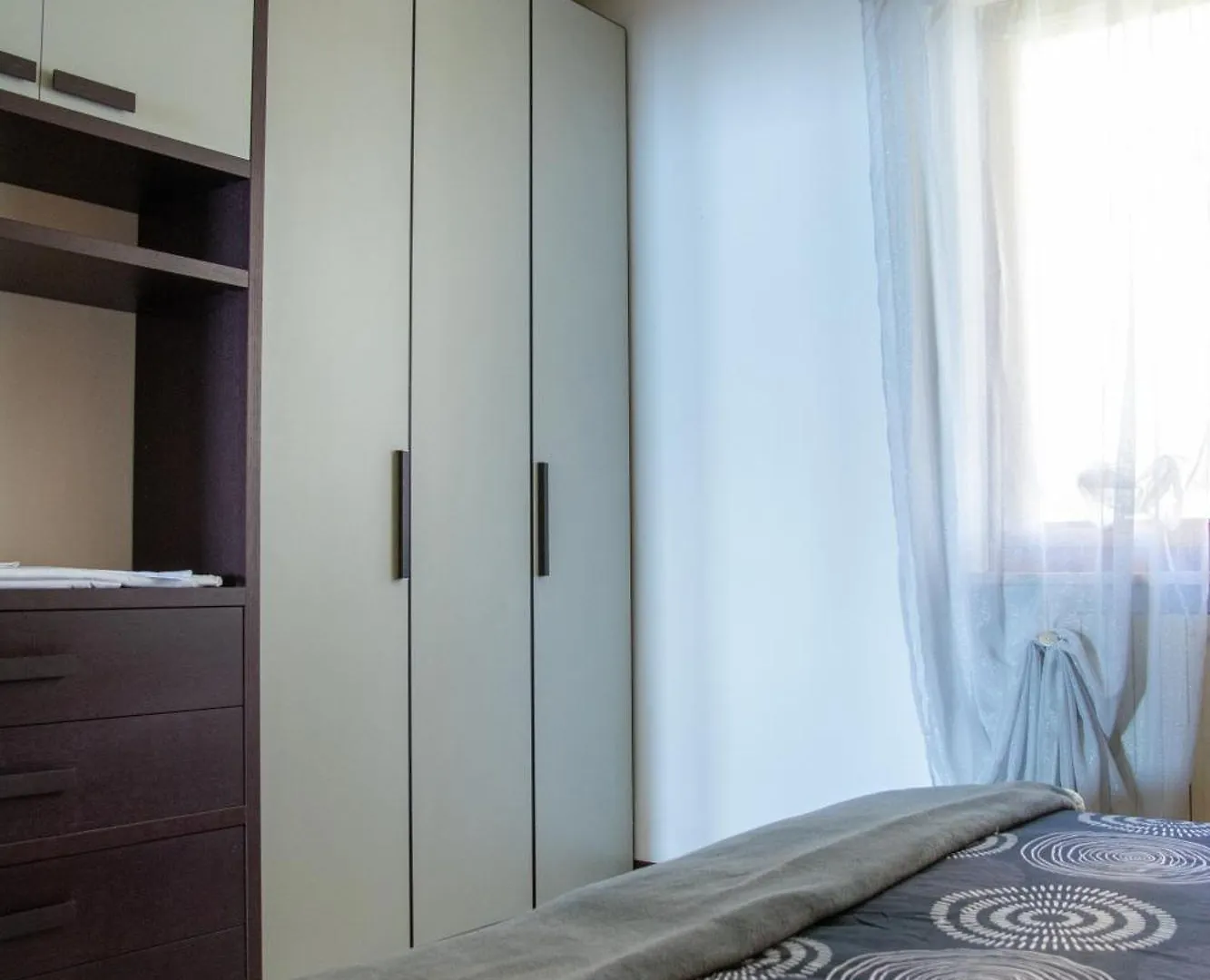 Residence Calap 提尼亚类