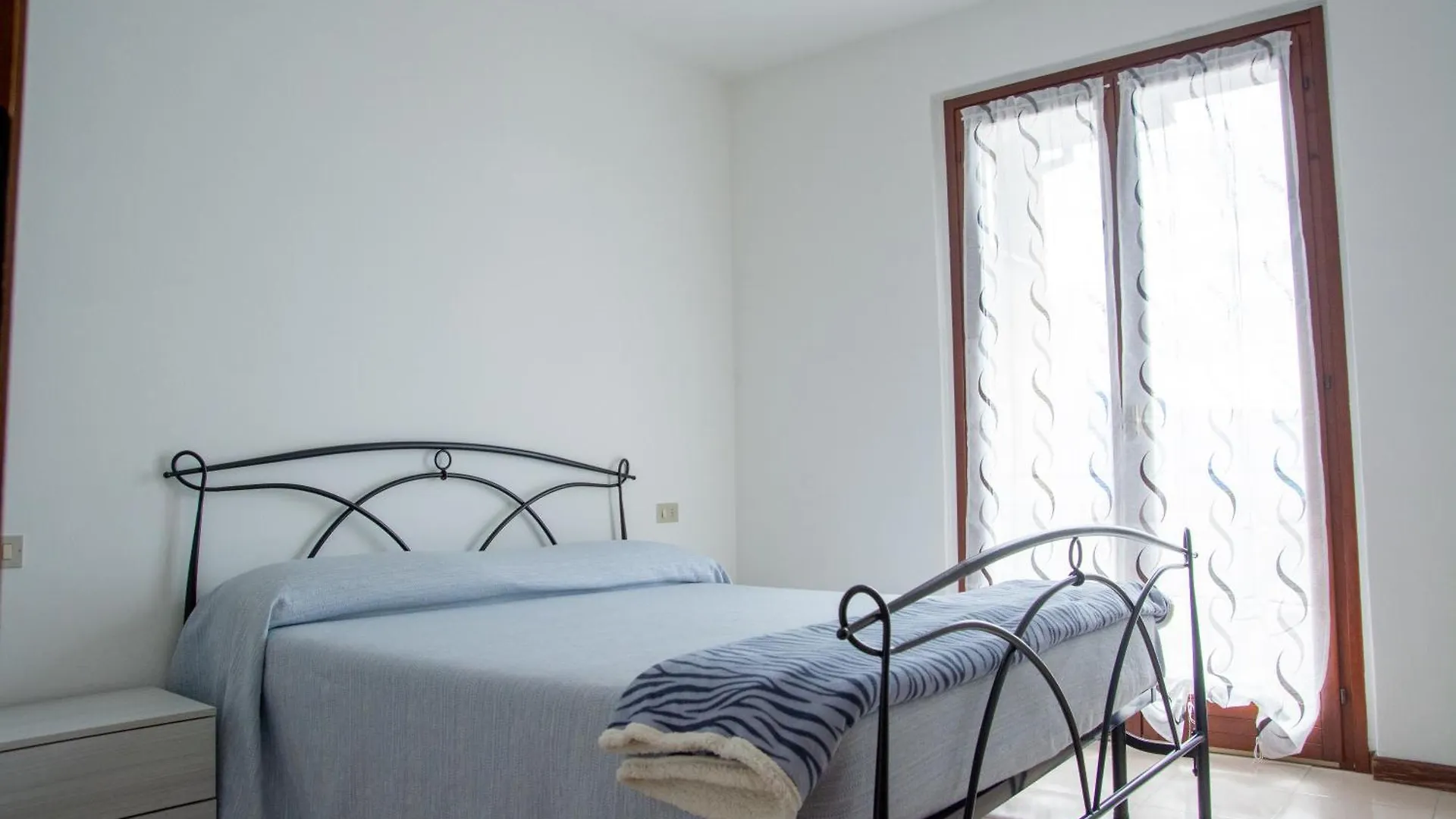 Residence Calap 提尼亚类 公寓式酒店