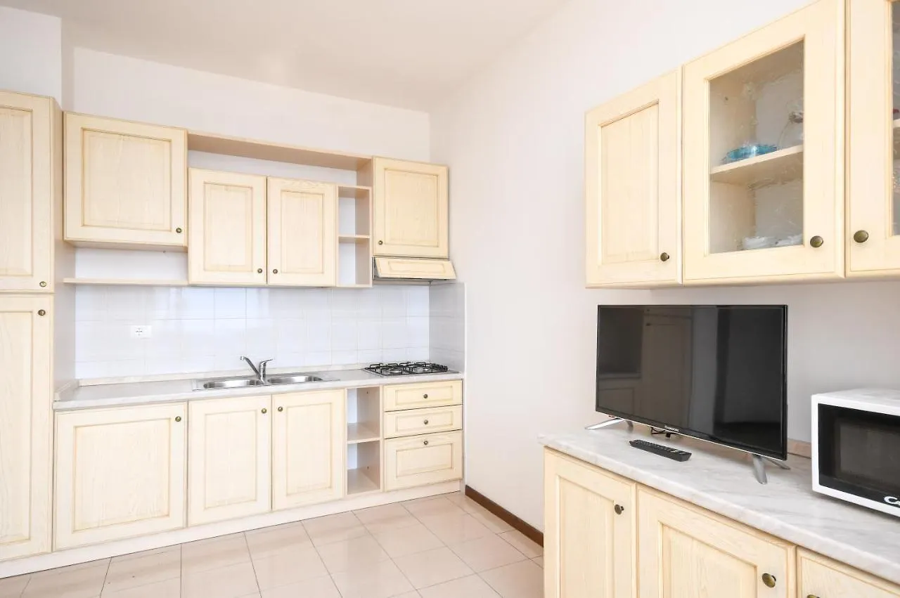 Residence Calap 提尼亚类